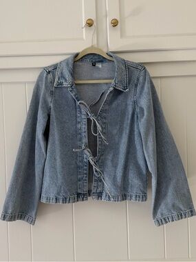 Light Blue Tie-Front Denim Jacket - Women